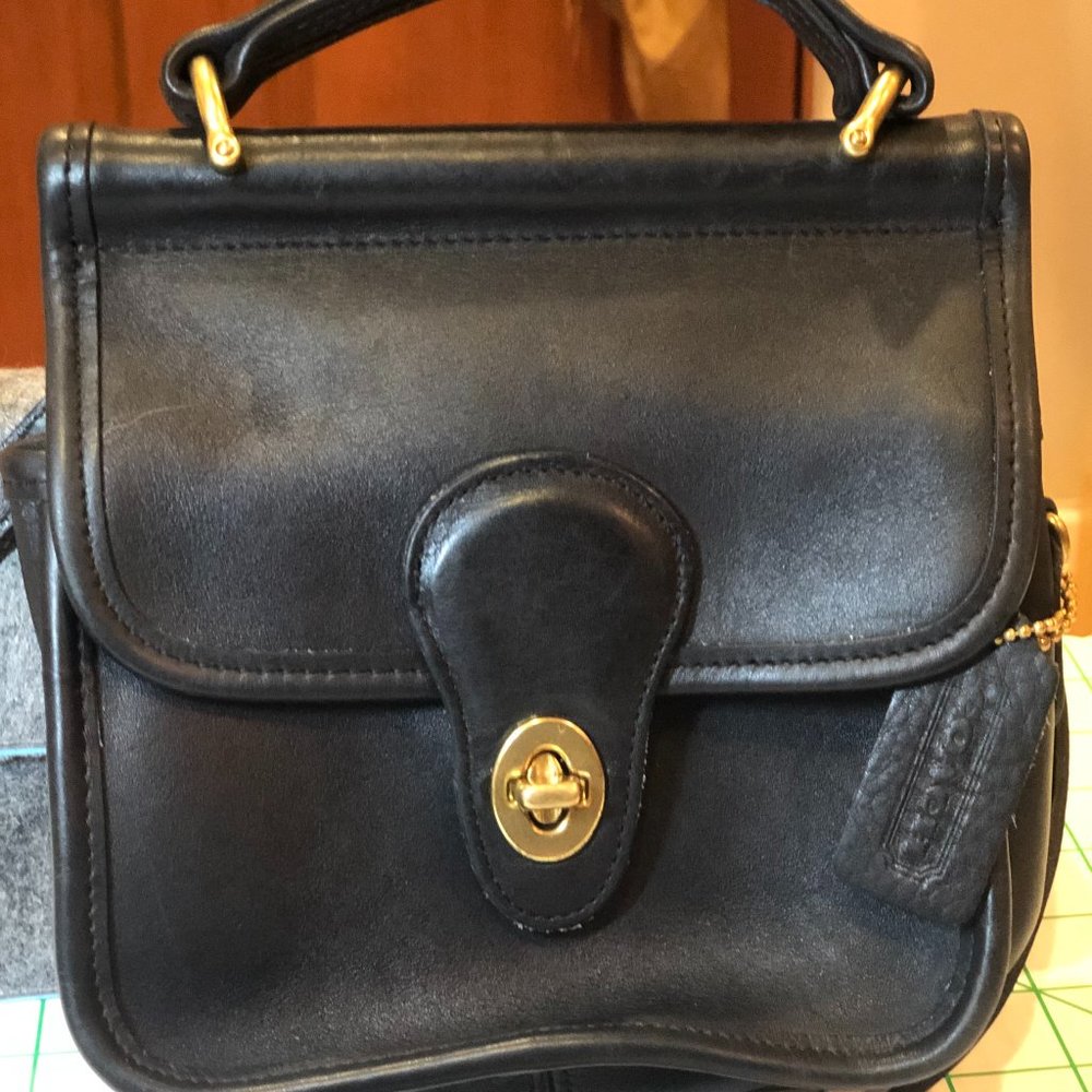 Vintage COACH BLACK LEATHER Willis HANDBAG Cross-body